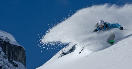 whistler-cat-skiing-snowboarding-powder-mountain-1